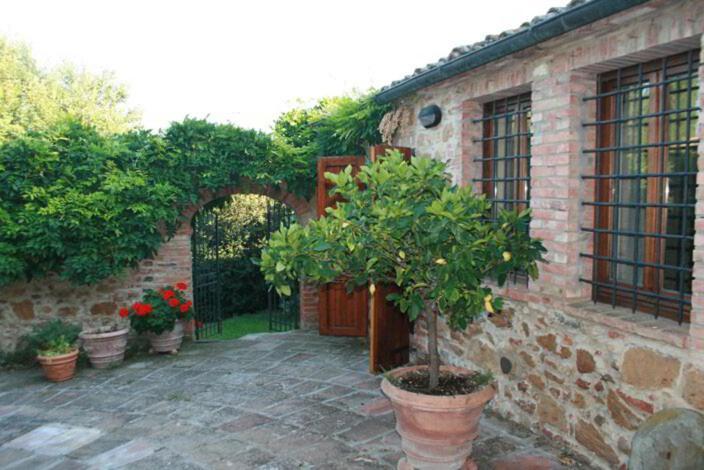 Petroio Podere Gli Oppi Toscanaヴィラ エクステリア 写真