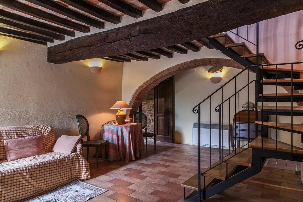 Petroio Podere Gli Oppi Toscanaヴィラ エクステリア 写真